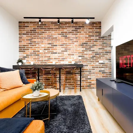 Apartamento 2br By Ndk - Ac - Desk - Lux Interior - Balcony *