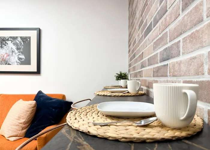 Apartman 2br By Ndk - Ac - Desk - Lux Interior - Balcony *